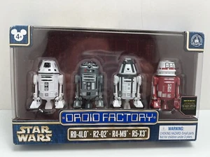 Star Wars Disney Parks Force Awakens Droide 4er Pack R0-4LO R2-Q2 R4-M9 R5-X3 Neu - Bild 1 von 6