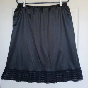 Falda de nailon Antron III de colección sin cordones con dobladillo de encaje talla 26 W - 28 W cintura elástica negra - Imagen 1 de 8
