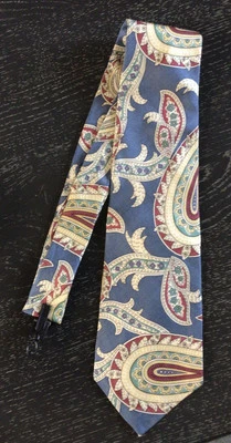 Corbata de seda azul claro beige cachemir de Abercrombie & Fitch Foto 1 de 4