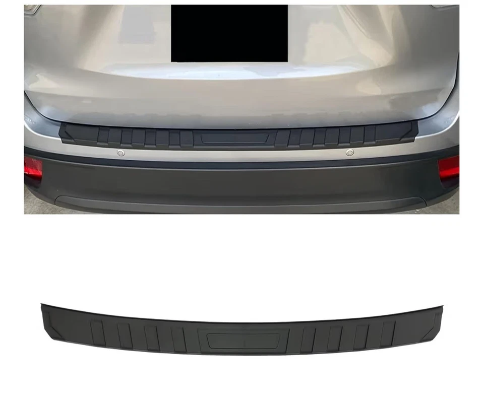 Protector de parachoques trasero Toyota Highlander cubierta de goma texturizada 2015-20 Foto 1 de 4