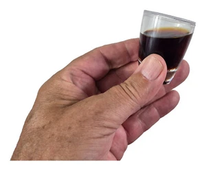 Raffinato Bicchiere da Liquore per Trucchi Magici - di PEKI - può apparire ovunque - Foto 1 di 6