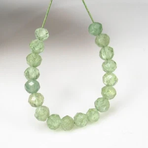 3.39 Ct Natural Parrot Green Peridot Round Drilled Beads 18 Pcs ,Pakistan-A2053 - Picture 1 of 2