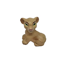 VINTAGE 1995 POLLY POCKET DISNEY THE LION KING MINI PRIDE ROCK NALA FIGURE - Picture 1 of 3