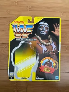 WWE KAMALA HASBRO WRESTLING ACTION FIGURE BACKING CARD WWF SERIES 7 YELLOW - Picture 1 of 2