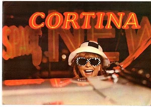Ford Cortina Mk2 Saloon 1966-67 UK Market Sales Brochure De Luxe Super GT - Picture 1 of 3