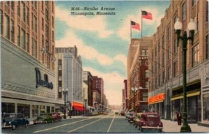 1950s MN Postcard Nicollet Avenue Street View Stores Shops Old Cars Minneapolis - Picture 1 of 2