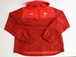 Chaqueta Gales Rugby WRU Under Armour Roja ColdGear Con Capucha 1/4 Cremallera M - Imagen 1 de 7