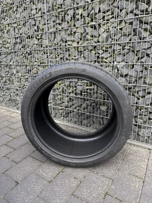 Michelin Pilot Sport 4 S Sommerreifen 295/30 ZR 19 (100Y) nagelneu - Bild 1 von 4