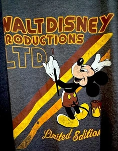 Camiseta D23 Walt Disney Productions Edición Limitada Mickey Mujer’s XXL Empleada - Imagen 1 de 5