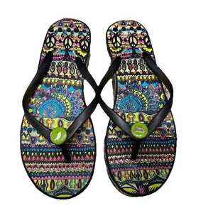 Sakroots Damengröße 7,5 Plateau Sandalen bunt künstlerisch Kunst zum Tragen Schuhe - Bild 1 von 9