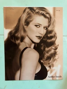 Amber Smith, Original Talentagentur Headshot Foto mit Credits. - Bild 1 von 2