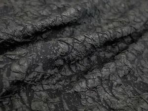Black Embossed Wrinkle Flower Jacquard Fabric 148cm Wide - Sold By The Meter - Picture 1 of 5