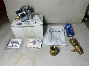 Small engine parts lot carburetor spark plug F5RTC 92154-2013 11061-2211 - Picture 1 of 1