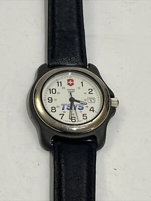 Reloj para mujer Swiss Army 32 mm esfera blanca ¡con batería nueva! Foto 1 de 4