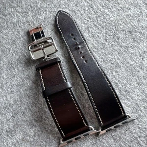 Hermes ciemnobrązowy skórzany pasek do zegarka Apple Watch ze stali nierdzewnej klamra pasuje do 44-49 mm - Zdjęcie 1 z 8