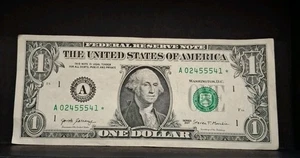 BANCONOTA STELLA / 2017 $1 UN DOLLARO / NUMERO DI SERIE FANTASIA / CIRCOLATA MA BELLA  - Foto 1 di 3