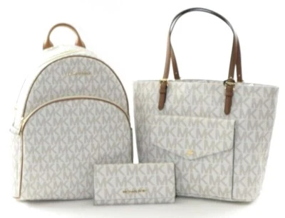 Mochila Michael Kors Abbey grande PVC baunilha + bolsa tote PTK LG + carteira nova com etiquetas US$ 894,00 - Imagem 1 de 2