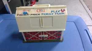 Vintage 1967 Fisher Price Little People Farm Barn Wood Base 915 w/Moo Door - Picture 1 of 12