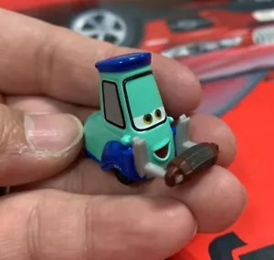 Disney Pixar Cars 2 Onkel Mickey Band Akkordeon Spieler Pitty lose selten - Bild 1 von 3
