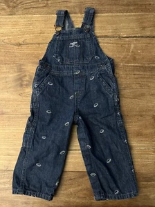 Salopette OshKosh B'gosh bambino denim palloni da calcio ricamati 18 mesi - Foto 1 di 7