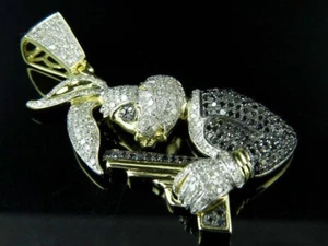 2.25Ct Real Moissanite Bugs Bunny Holding Gun Pendant 14k Yellow Gold Plated - Picture 1 of 6