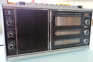 GRUNDIG RADIO SATELLIT 2100-LEGGERE ATTENTAMENTE -DA REVISIONARE - Imagen 1 de 24