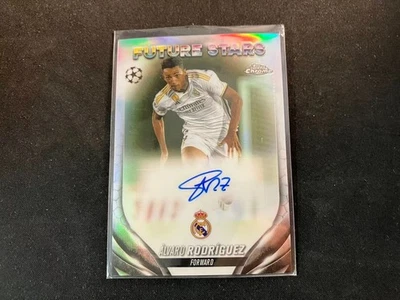 2023-24 Topps Chrome UCC Soccer Future Stars Autograph #FSA-AR Álvaro Rodríguez - Image 1 of 2