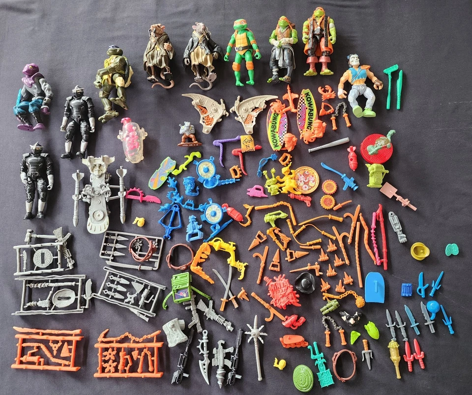 LOTE de figuras de acción y 100+ armas/artículo TMNT Teenage Mutant Ninja Turtles años 80 Foto 1 de 1