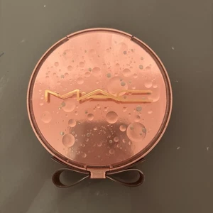 MAC Effervescence Extra Dimension Face Compact Medium Palette Brand New - Picture 1 of 3