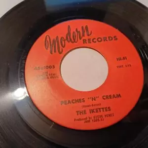 The Ikettes Peaches "N" Cream / The Biggest Players 7" 45 Modern 45x1005 - Picture 1 of 1