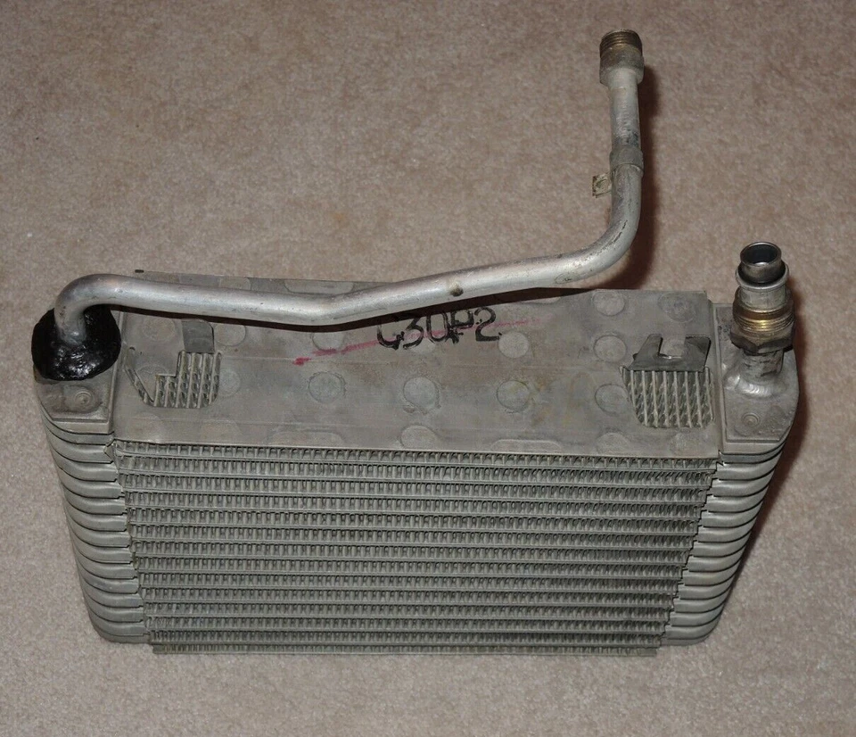 Oldsmobile Toronado 1979-1985 evaporador evaporador enfriador de aceite  Foto 1 de 4