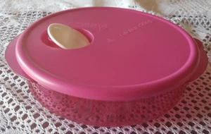 Tupperware Rock N Serve Freezer Microwave 3 1/4 cups Large Round Pink New - Picture 1 of 3