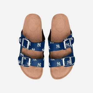 New York Yankees Women's Team Logo Double Buckle Sandal - Size Small 5/6 NWT - Picture 1 of 10
