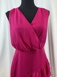 Express Women’s Size Medium V Neck Ruffle Layered Fit N Flare Dress Back Zipper - Picture 1 of 9