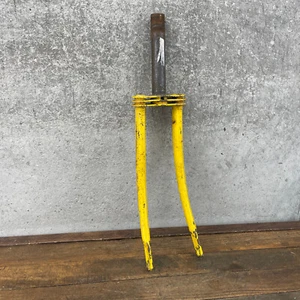Vintage Muscle Bike Fork 20 in Yellow Banana Huffy AMF Murray Roadmaster BMX 20" - Picture 1 of 12