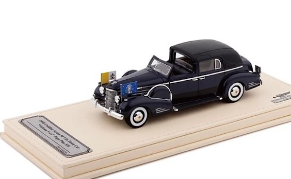 1:43 Cadillac 1938 Series 90 V16 Town Car Vatican Pope Pius XII TSMCE154304 - Photo 1/1