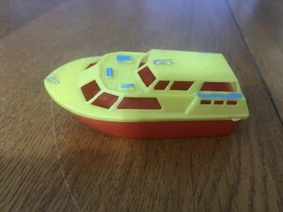 "BARCO FLOTANTE DE PLÁSTICO VINTAGE AMARILLO Y ROJO 3,5"" JUGUETE HONG KONG" Foto 1 de 4