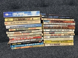 Vintage Lot of 26 Vintage Western Novels Paperback Books Various Authors - Bild 1 von 4