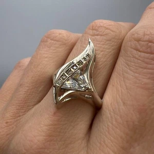 Beautiful 925 sterling silver ring for women and vintage jewelry 5.41g - Picture 1 of 7