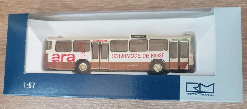 Rietze 72324 - 1/87 MAN SL 200 Hüttebärucker - Ara Schuhmode - Nuovo - Immagine 1 di 1