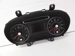 OEM 16-18 Kia Sorento Gauges Panel Speedometer Instrument Cluster 94001-C6000 - Picture 1 of 11