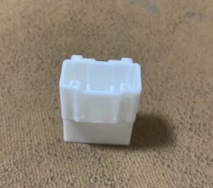 100 STCK. NEU PASSEND FÜR Stecker 6098-5704 nicht wasserdicht 12 Loch Kunststoffschale Stecker - Bild 1 von 2