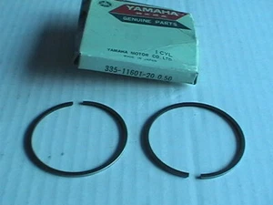 ORIGINAL YAMAHA AG100 L5 RS100 KOLBENRINGSATZ 335-11601-20 +0,5mm 2ND OVERSIZE - Bild 1 von 1