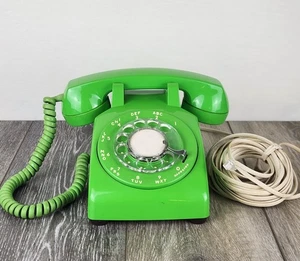 Vintage Stromberg Carlson Lime Green Rotary Desk Telephone Phone Retro - Picture 1 of 9