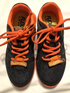 C9 by Champion Boy's 3  Running/Athletic shoes. Youth Size 3 Reduced - Picture 1 of 5
