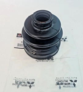 MITSUBISHI L200 TRITON SPORTERO STRADA MONTERO FRONT AXLE INNER CV JOINT BOOT - Picture 1 of 3