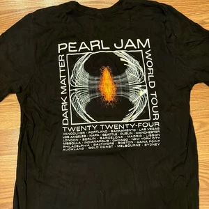 Pearl Jam Official 2024 Dark Matter World Tour Merchandise T Shirt Large - Picture 1 of 7