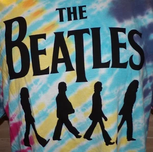 THE BEATLES 2022 TYE DYE LARGE T TEE SHIRT ABBY ROAD JOHN PAUL GEORGE RINGO - Picture 1 of 4