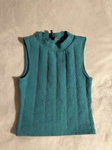 H&M small textured turquoise high neck crop top - Picture 1 of 4