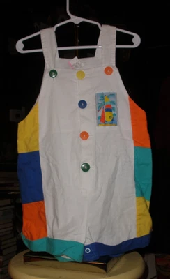 Mameluco vintage para niños años 80 colorblock motivo velero 4T Foto 1 de 4